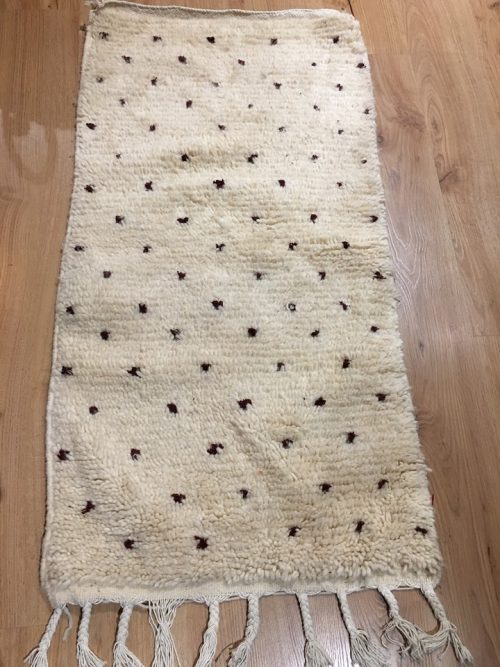 tapis berbère azilal à pois en laine